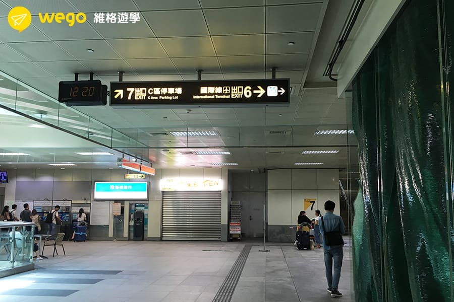 高雄小港機場亞洲航空A櫃檯