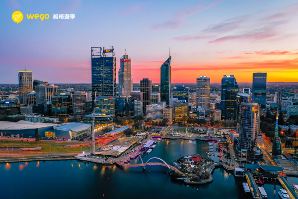 伯斯 (Perth)